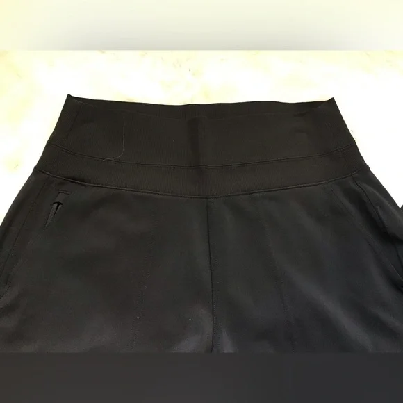 🌺-Athleta Venice High Rise Jogger, Medium Black - Picture 9 of 14